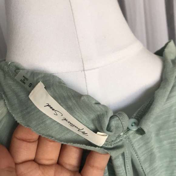 Oversized Ruffle Boho Top - Picture 5 of 5